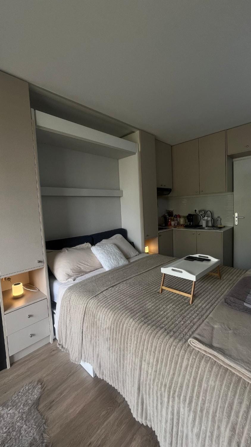 La Défense Studio Apartment in Courbevoie