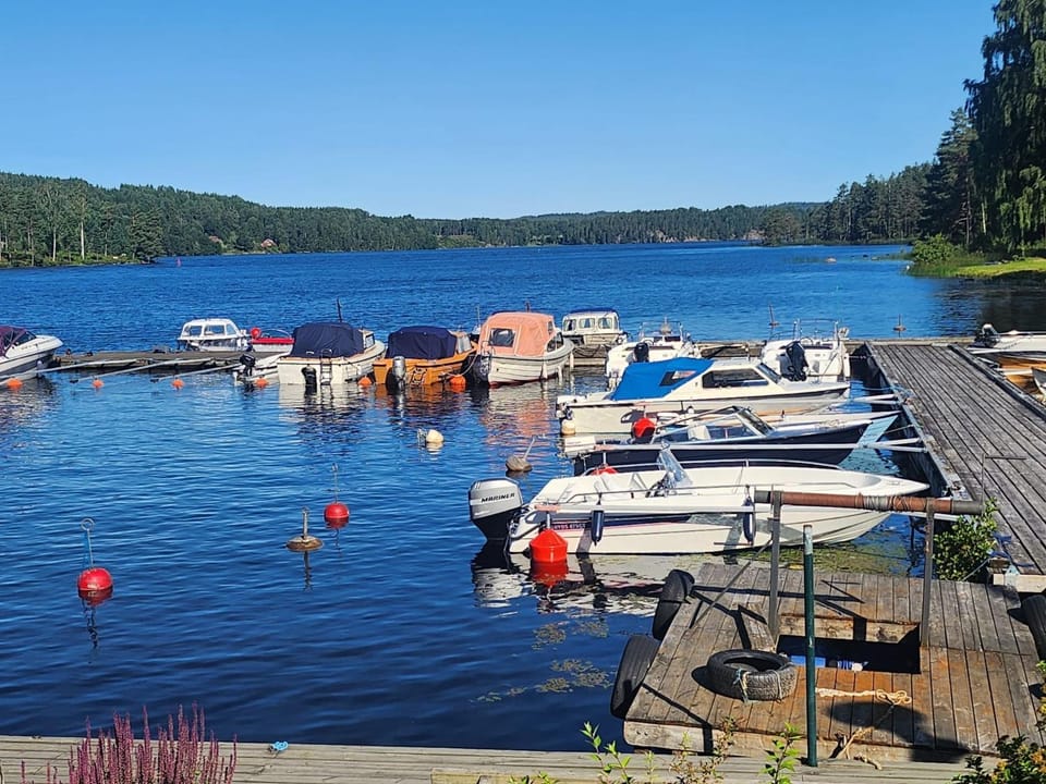 Nearby landmark, Natural landscape, Activities, Lake view