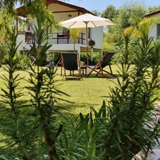 Cabaña Nueve Lunas 3 - Delta Tigre House in Buenos Aires Province