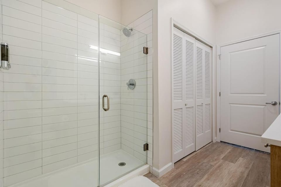 Modern Escape Universal Bright & Fully Equipped Apartment in Orlando