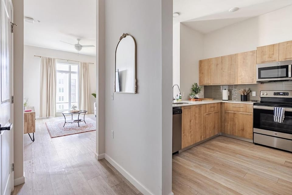 Modern Escape Universal Bright & Fully Equipped Apartment in Orlando