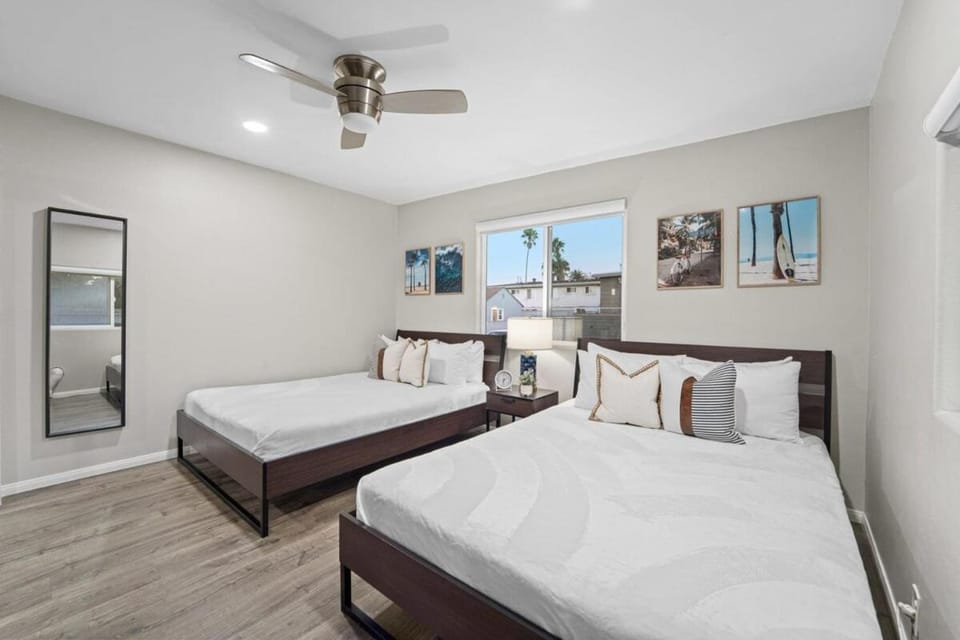 175 Steps to Beach Renovated 1BR w Patio House in Ocean Beach