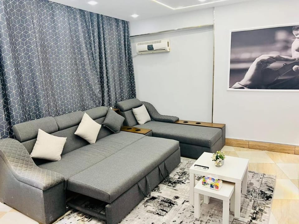 Kemet 2B Modern Home Apartment in Cairo