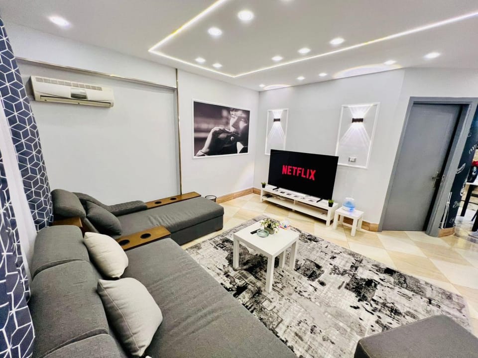 Kemet 2B Modern Home Apartment in Cairo