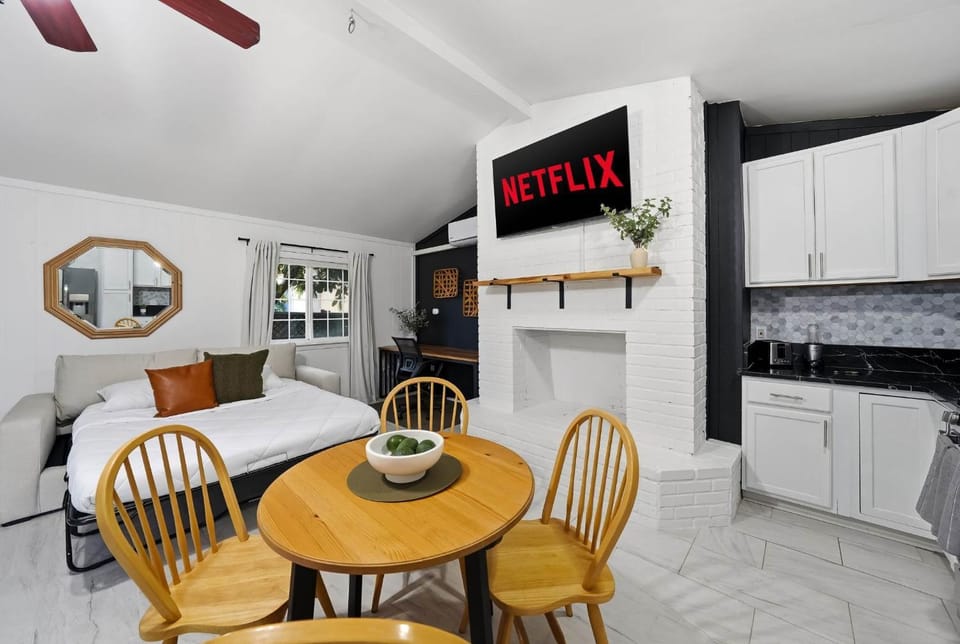 Private Chula Vista Studio BBQ Grill Backyard House in National City