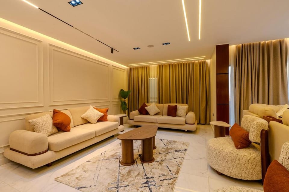 Luxurious Nile View Apartment with ZooView Giza, Apartment in Cairo