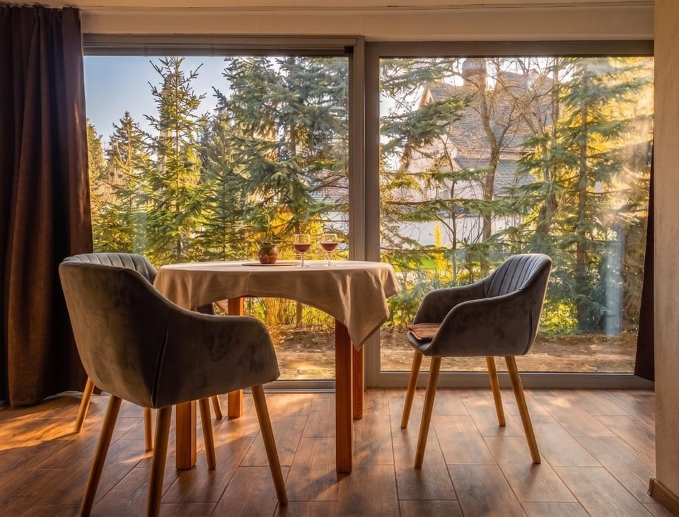 Natural landscape, Seating area, Landmark view