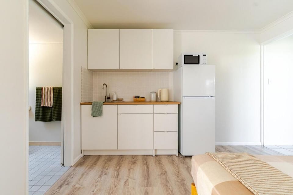 Margate Beach Studio 1 Apartment in Margate