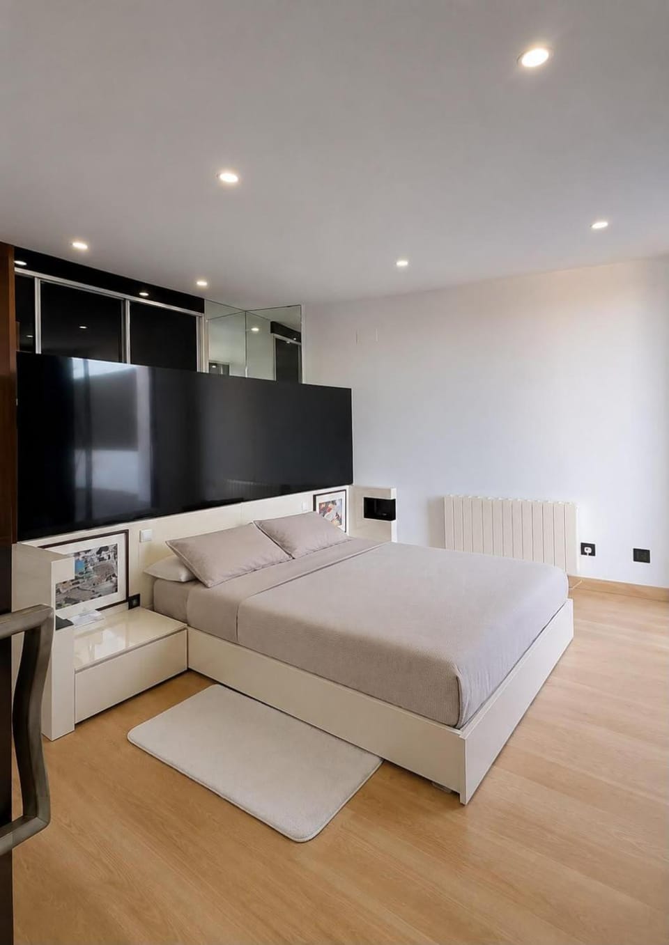 RENTALAYA! VILLA & SPA Opus Canyelles Villa in Garraf