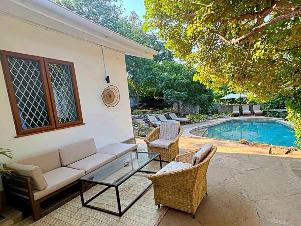 Palm Villa Hideaway Villa in Diani Beach