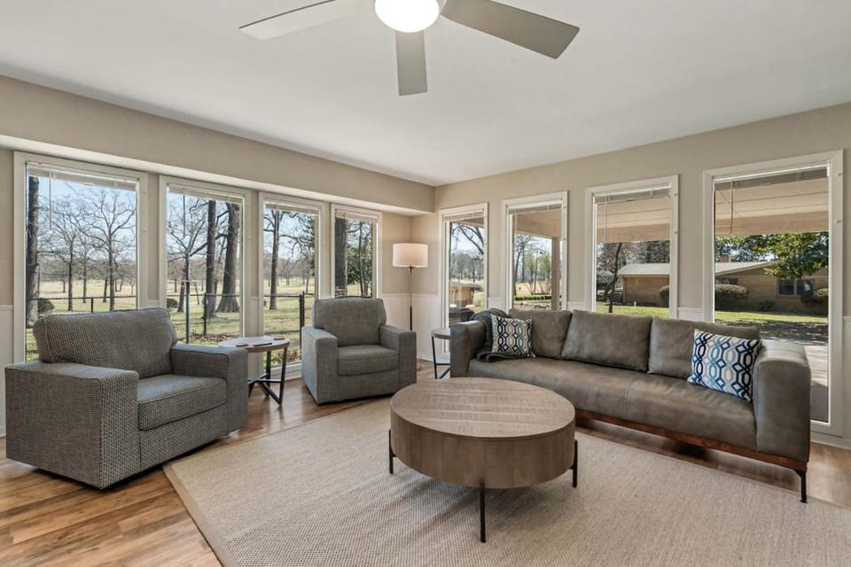 Jonesboro Country Club Living House in Jonesboro
