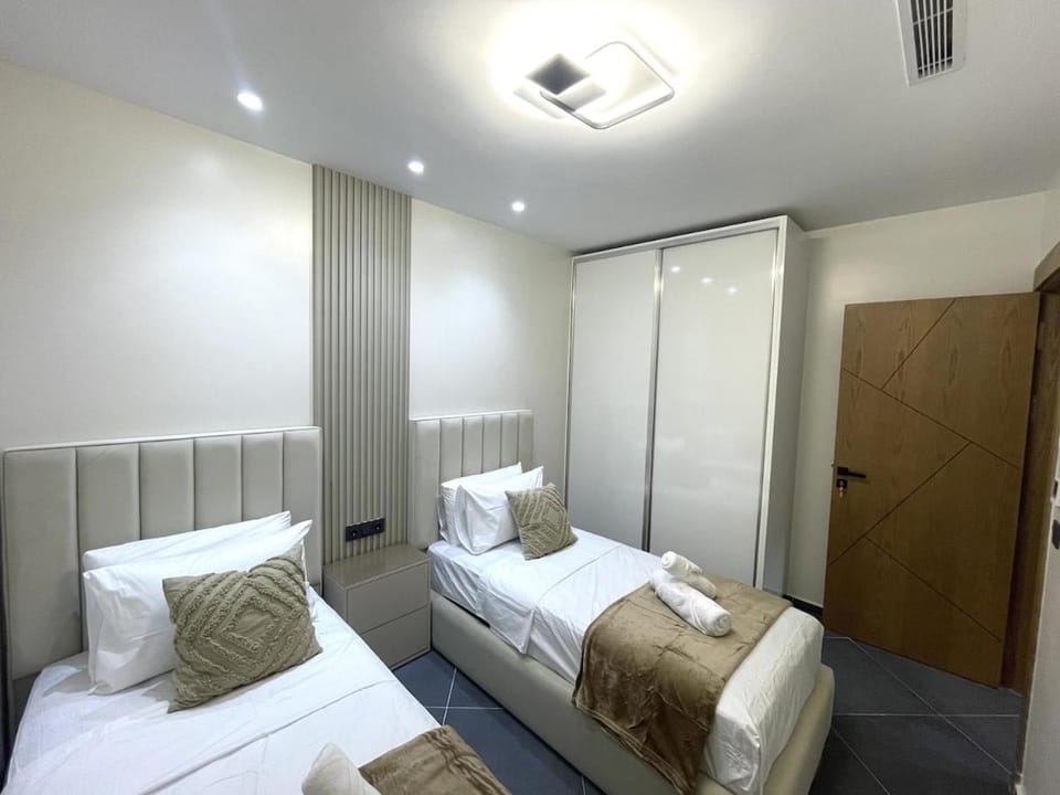 Cozy Family Stay with 2 Bedrooms AC Fast WiFi Apartment in Tangier