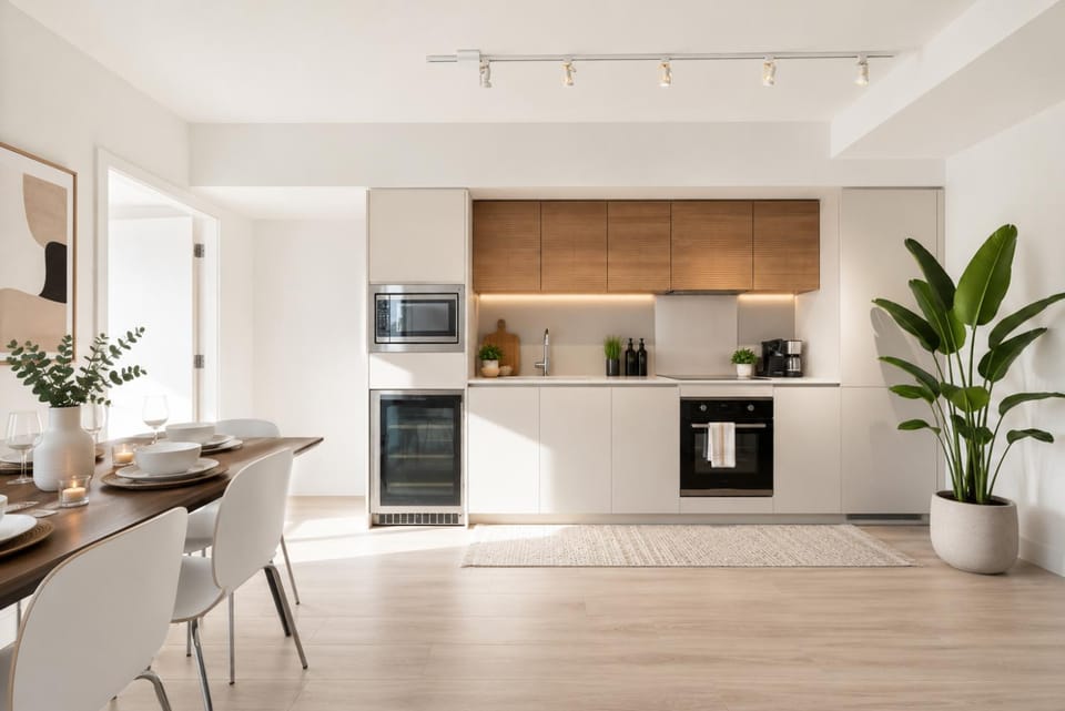 Kitchen or kitchenette, Food and drinks, Dining area, oven, stove