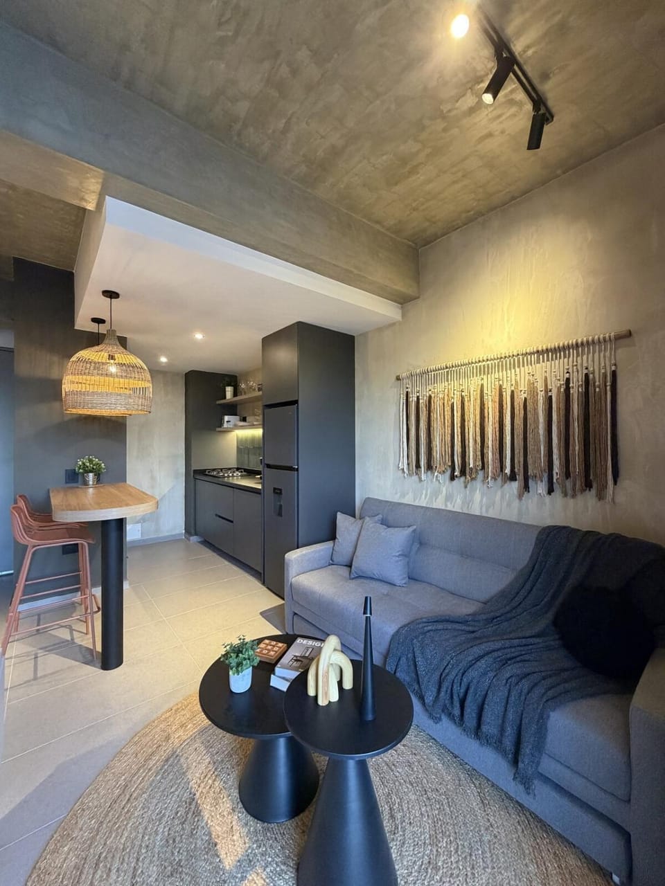 Tokio Living 501 Apartment in Armenia