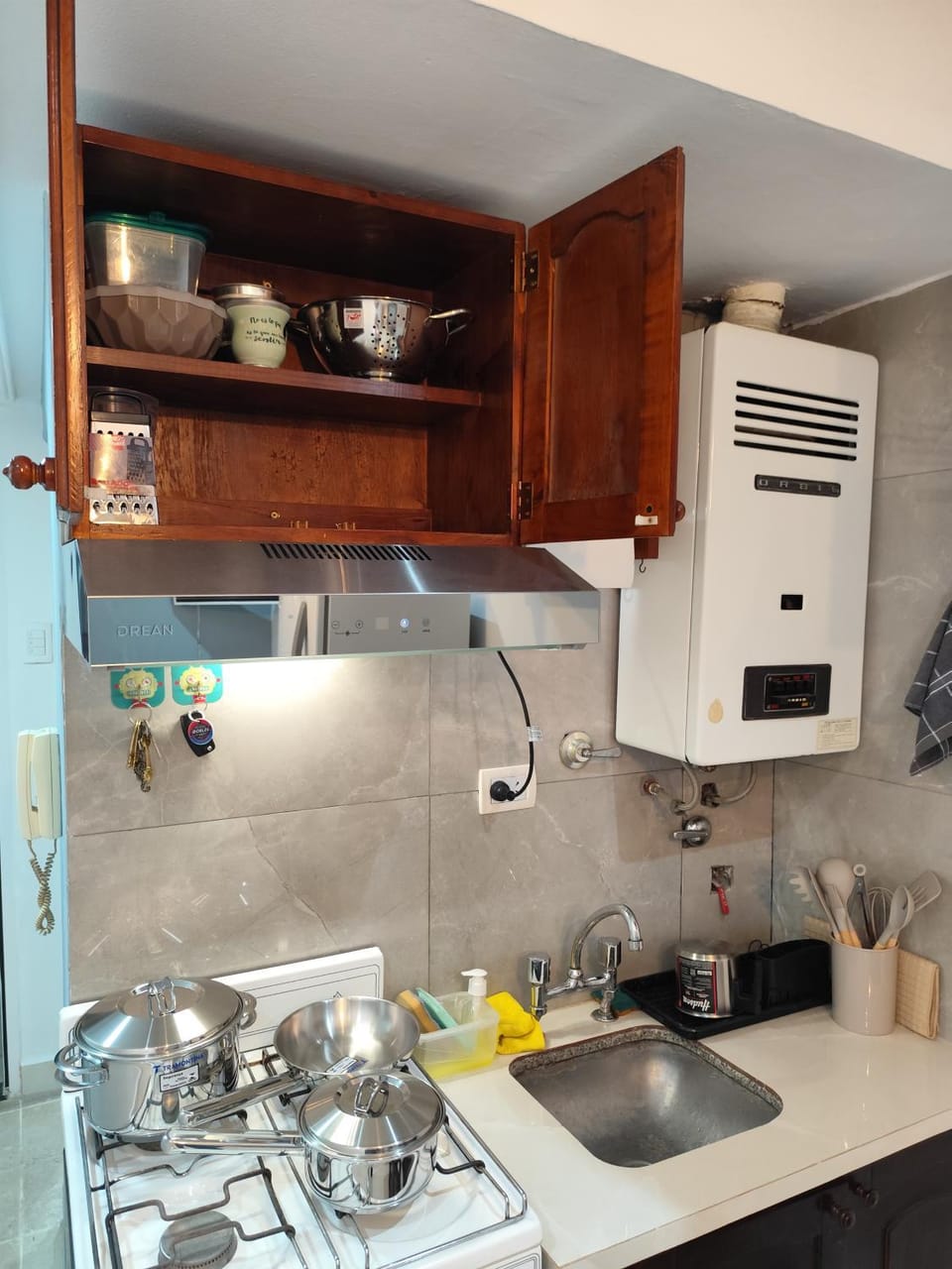 Kitchen or kitchenette, stove