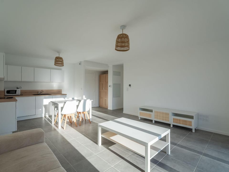 Appartement moderne avec parking - 4 pers. - FR-1-50-215 Apartment in Mimizan