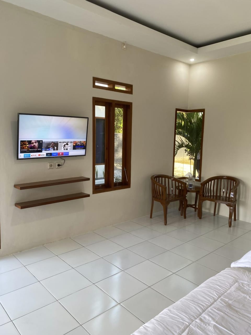 Communal lounge/ TV room, TV and multimedia, Living room, Seating area