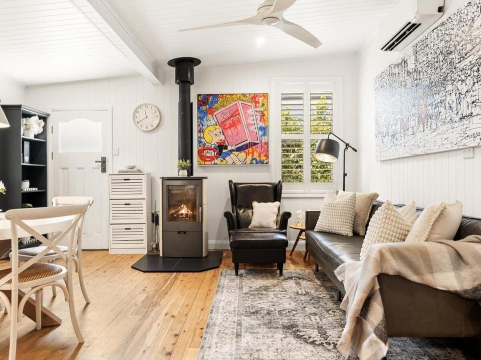 Eastside Cottage Retreat - Pet Friendly Villa in Toowoomba
