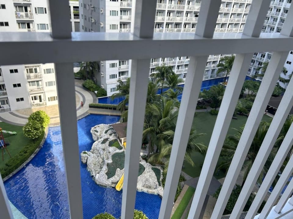 Shore Residences Pasay City walking distance to Mall of Asia and near in Manila Airport Apartment in Pasay