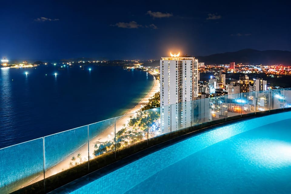 Night, Natural landscape, City view, Sea view, Swimming pool