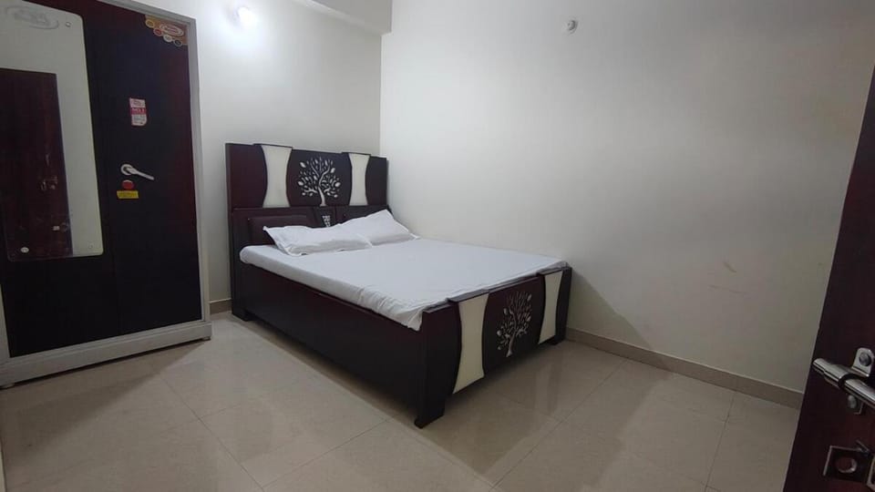 Maruti Premium Homestay Apartment in India