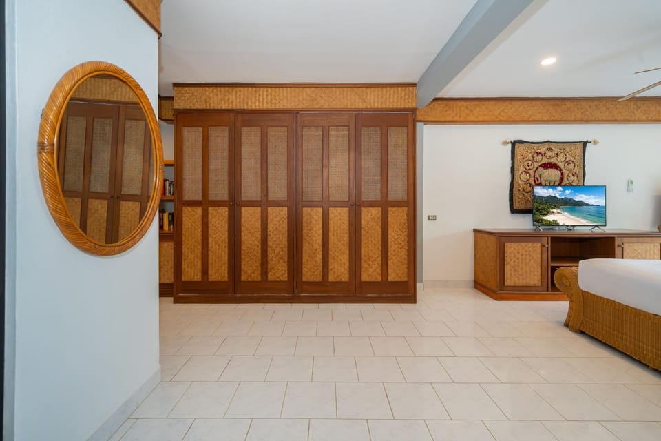 Library, TV and multimedia, Bedroom, wardrobe