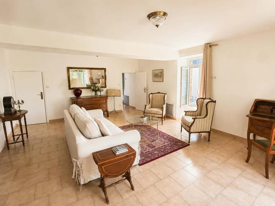 Château La Pierre Levée, Le Logis-15 minutes du PuyduFou Apartment in Pays de la Loire