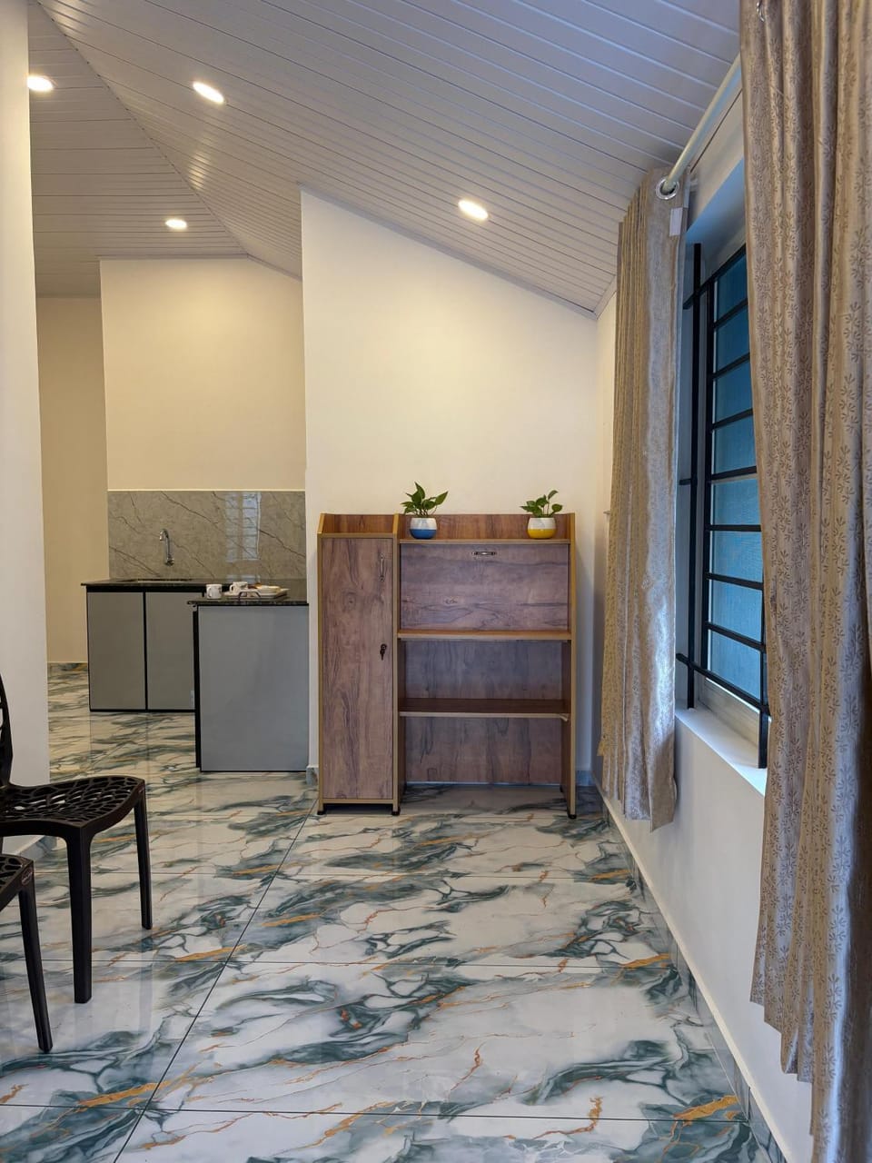 Kitchen or kitchenette, Kitchen or kitchenette, Dining area
