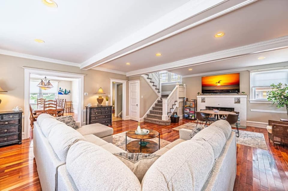 Now avail Beach Block Getaway House in Atlantic City