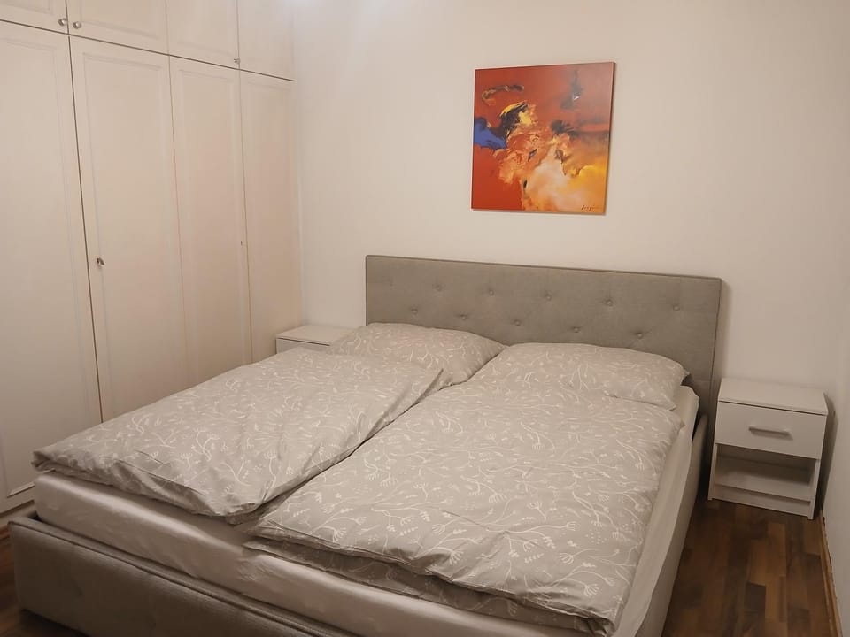 Living room, Bedroom