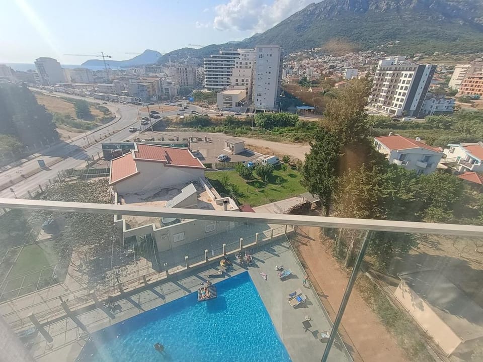 Premium 1 Apartment Bar Pool & Parking 4 Apartment in Montenegro