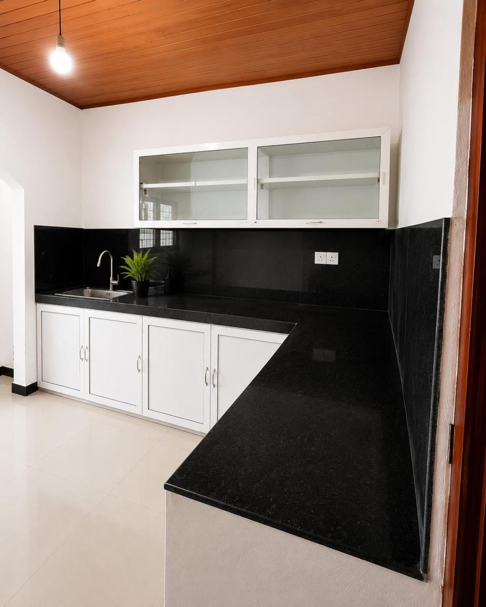 Shine Villa-Habaraduwa Apartment in Southern Province