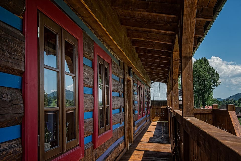 Property building, View (from property/room), Balcony/Terrace