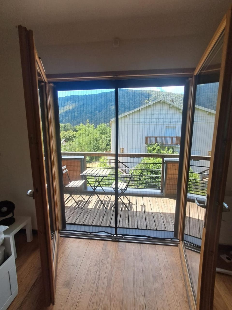Balcony/Terrace, Mountain view