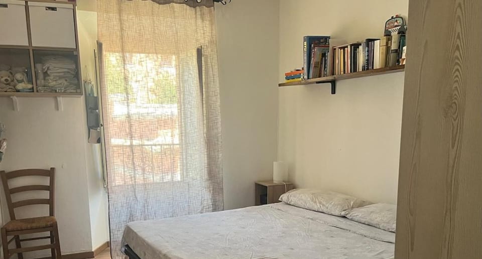 Bilocale con terrazzo in centro storico Apartment in Sardinia