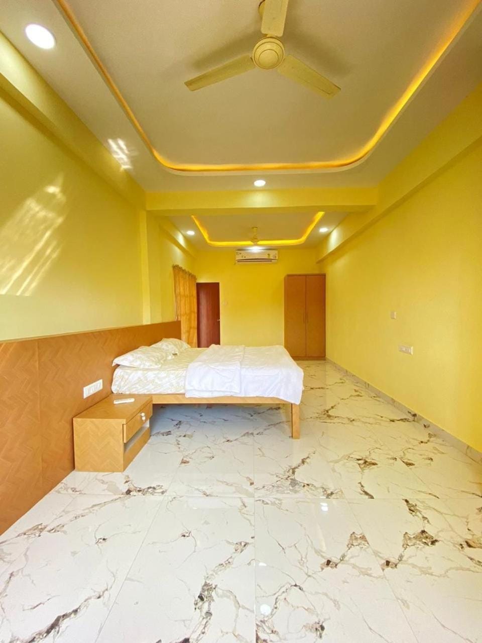 Beach Walk - By Blue waves Hotel in Alibag
