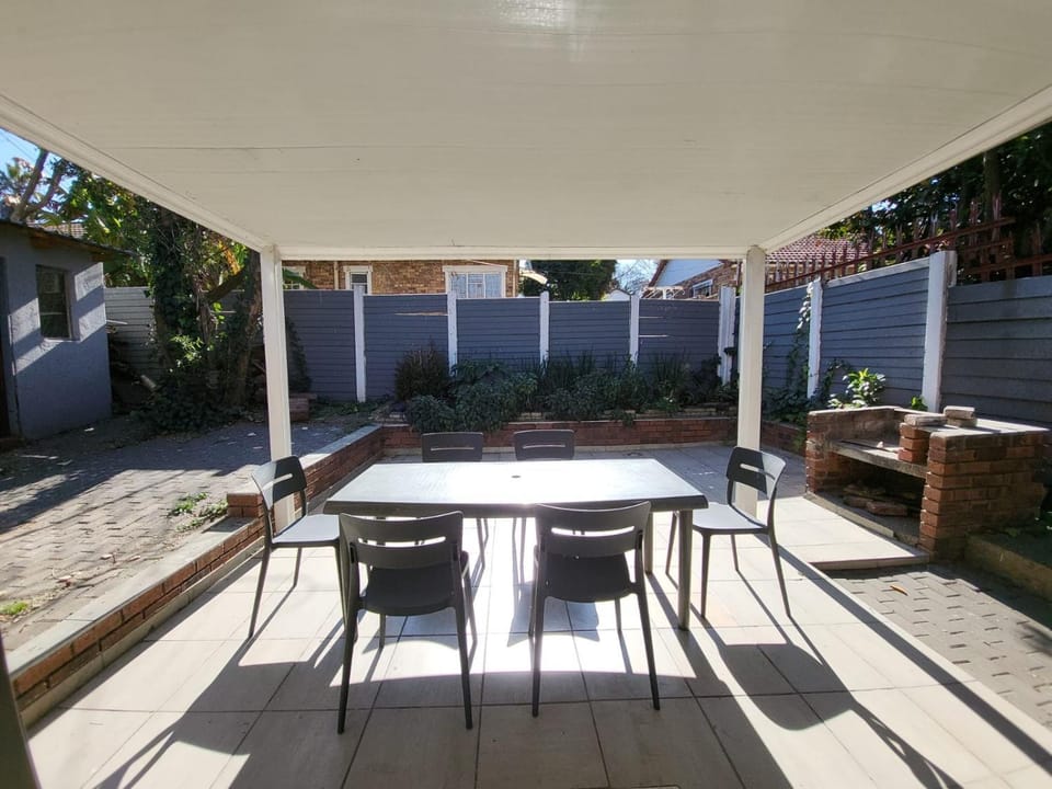 Meadway Mews Home House in Sandton