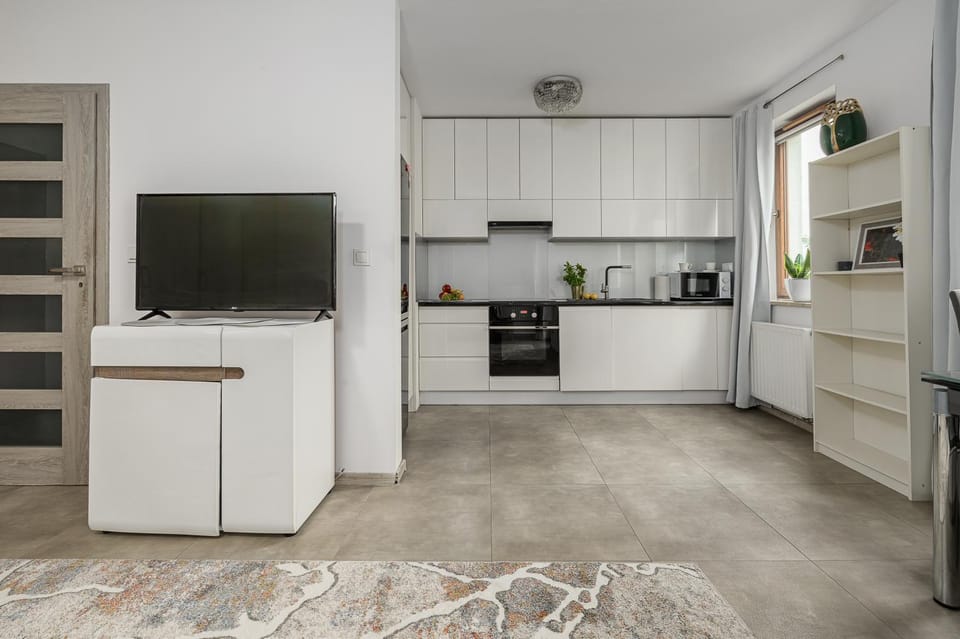 TV and multimedia, Coffee/tea facilities, Kitchen or kitchenette, dishwasher, oven, stove