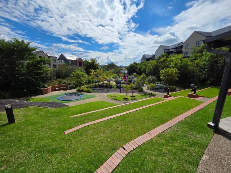 Waterfalls Rest - Spacious 1 bed apartment Midrand Apartment in Sandton
