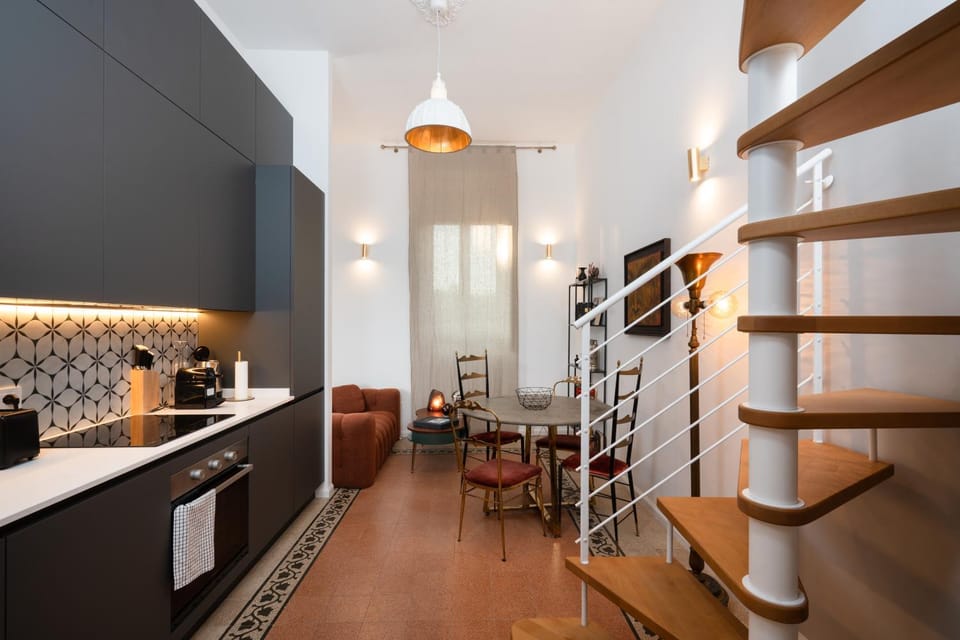 Kitchen or kitchenette, Living room, Seating area, stove