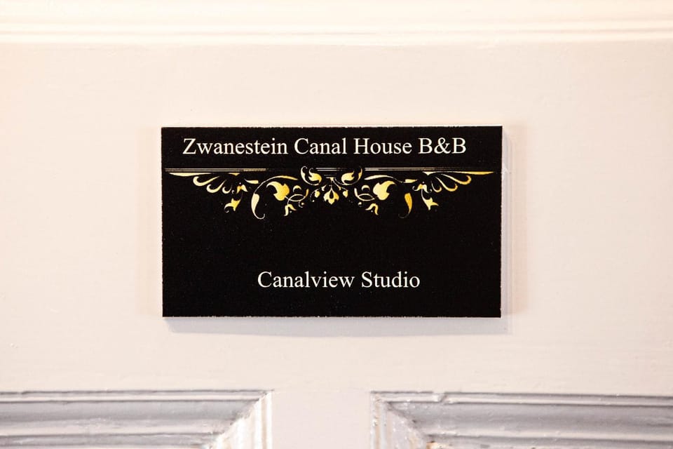 Zwanestein Canal House Bed and Breakfast in Amsterdam