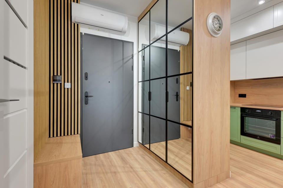 Kitchen or kitchenette, wardrobe