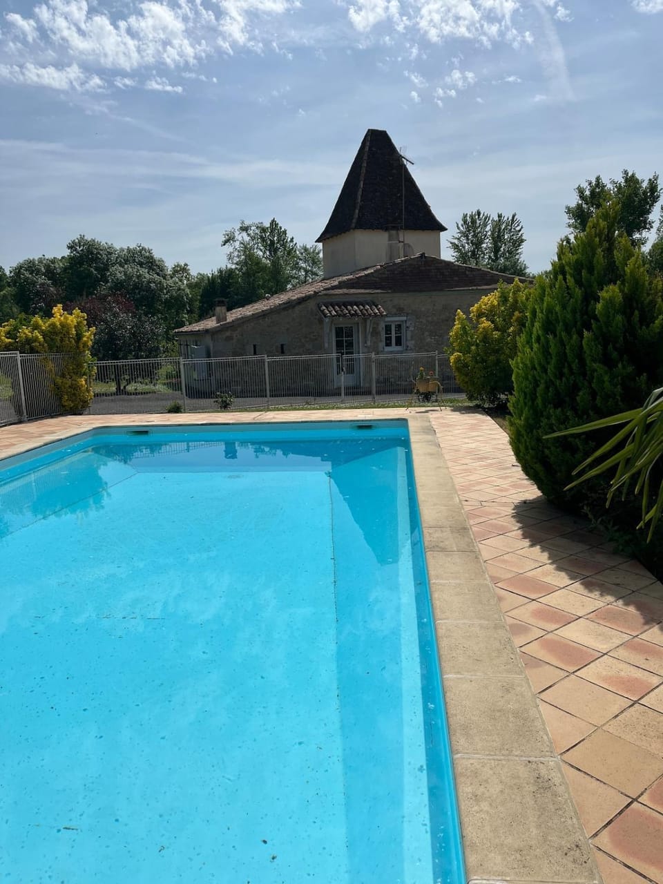 Property building, Swimming pool, Swimming pool