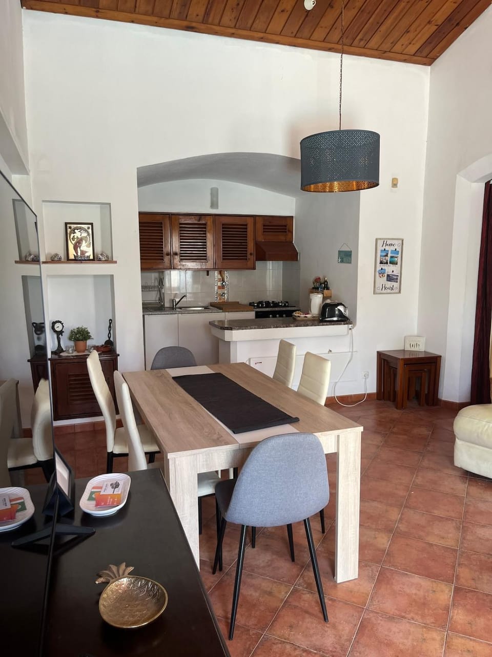 Kitchen or kitchenette, Living room, Dining area