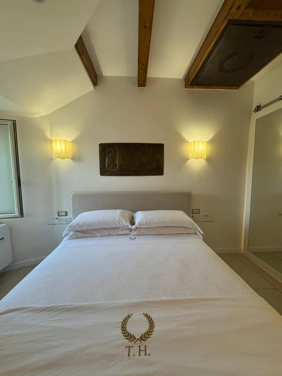 Turris Honorii Apartment in Terracina