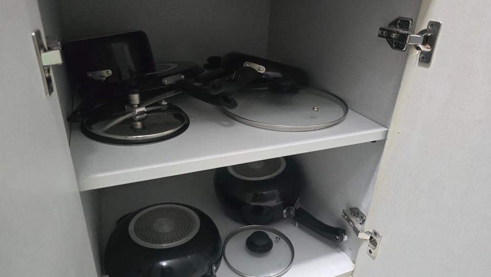 Saket homestays ignou road serviced apartment Apartment in New Delhi