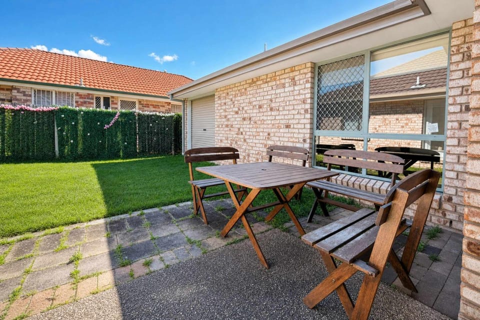 Property building, Garden view