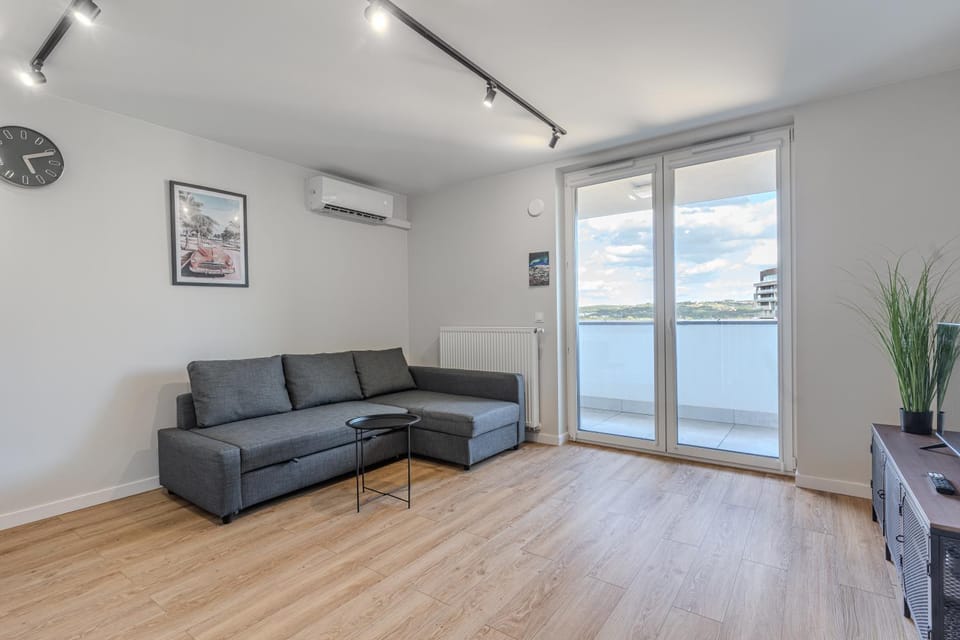 Living room, Seating area, air conditioner