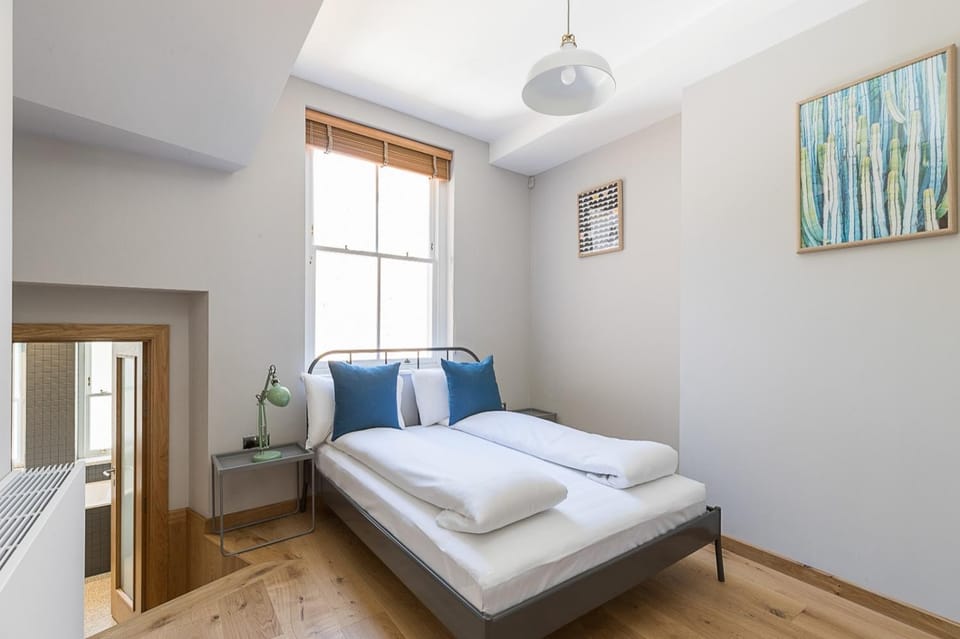 Gorgeous 1 bedroom apartments in Holborn Apartment in London Borough of Islington