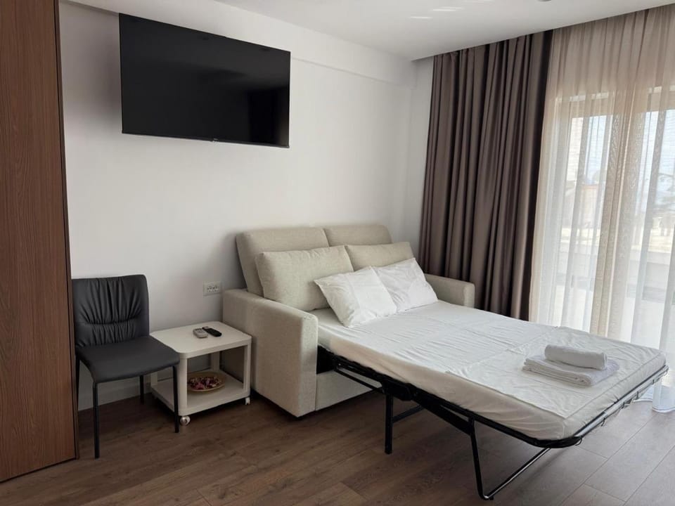 Riviera Central Escape Apartment in Sarandë
